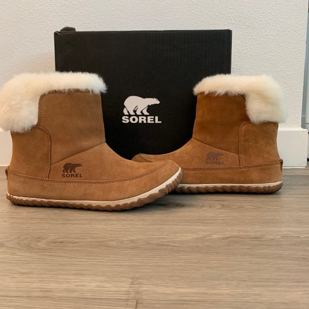 Like NEW Sorel Winter Boots Size 7.5